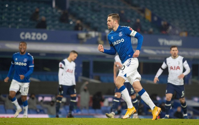 尤其是在赛 尤其是在赛