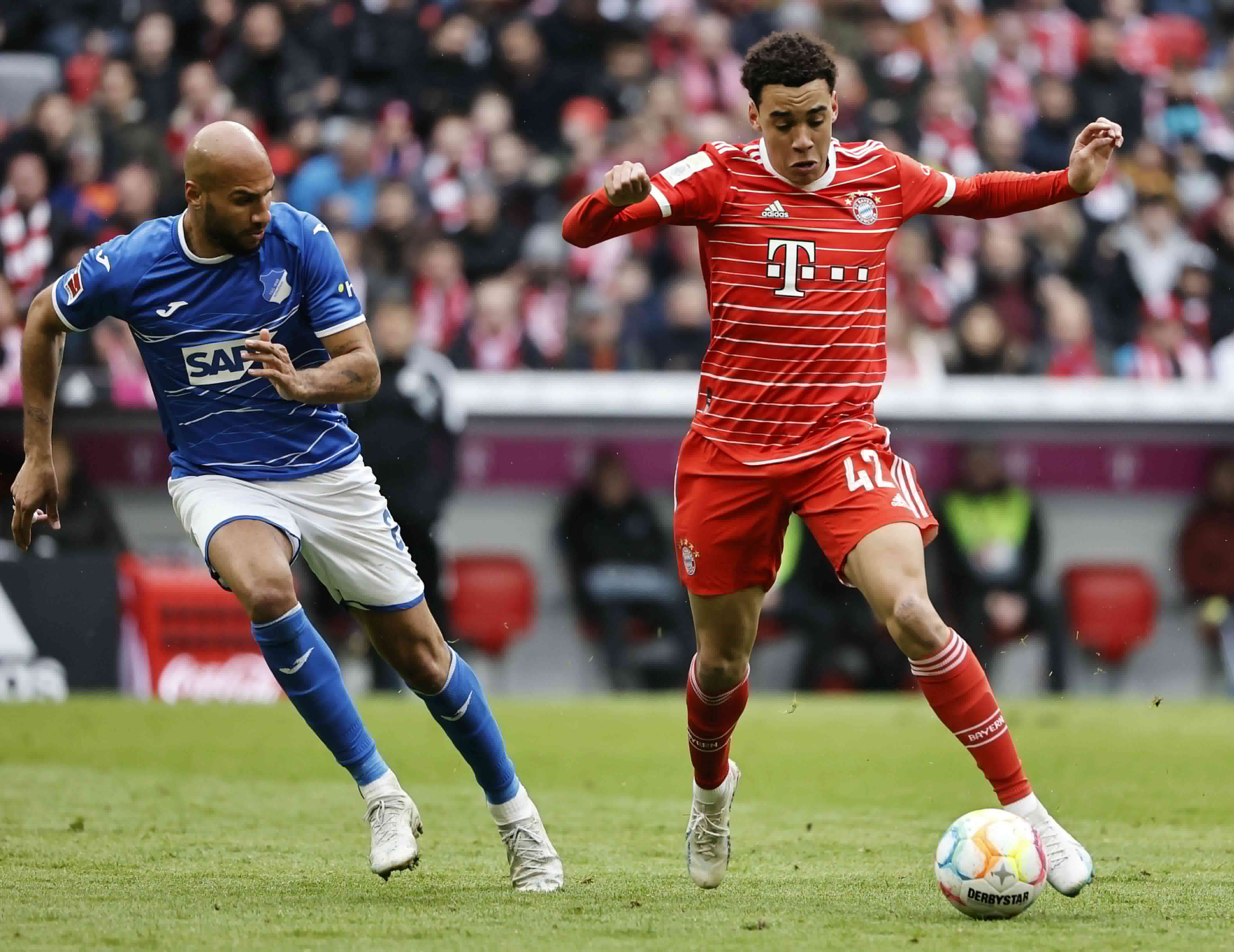 埃米利亚诺 埃米利亚诺